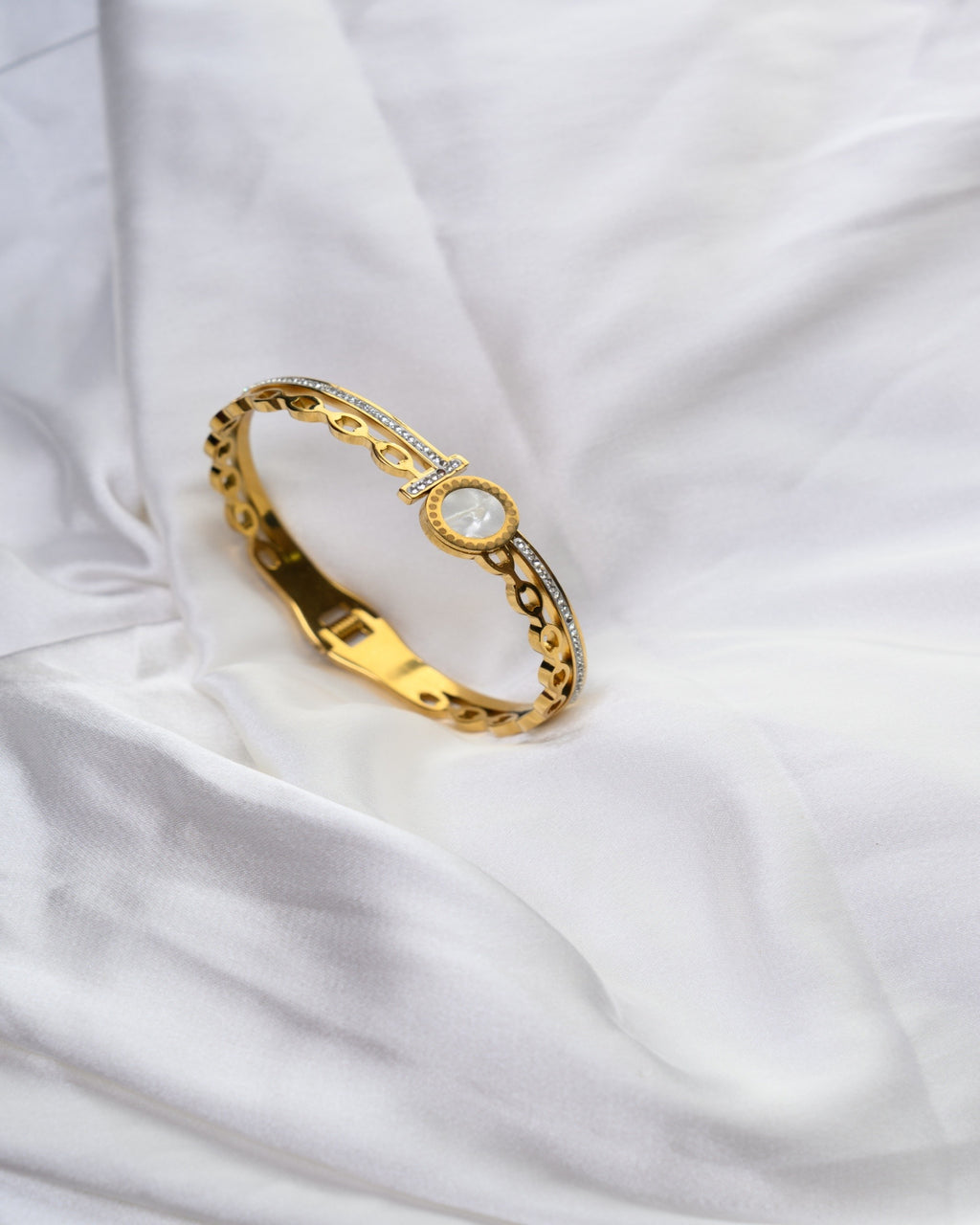 Golden Anti-Tarnish Enamel Bracelet
