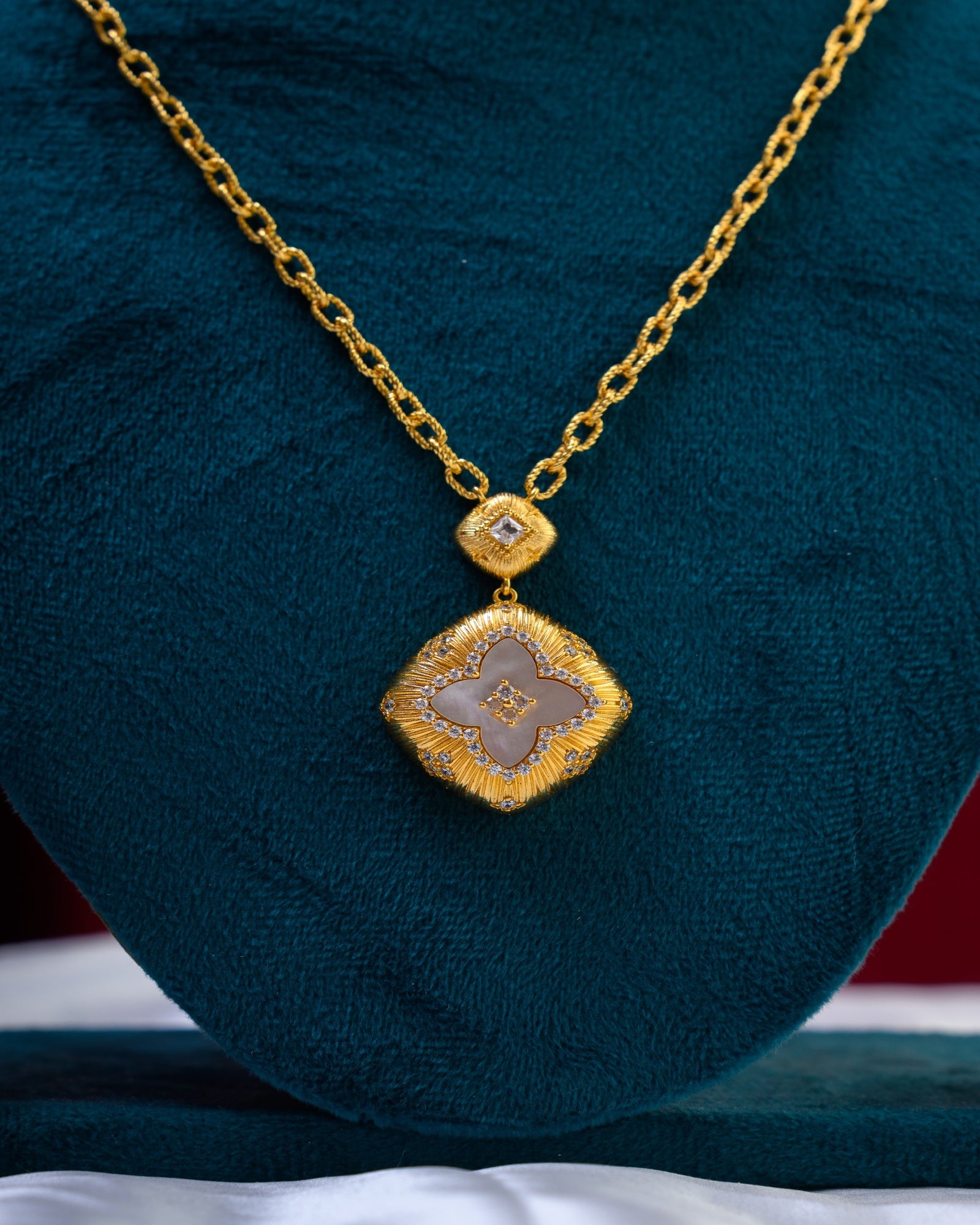Turkish MOP with High Quality 18K Gold Polish Long Chain with Earrings