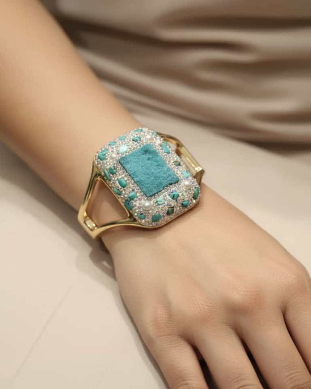 Firoza Bold Bracelet with Small Pearls