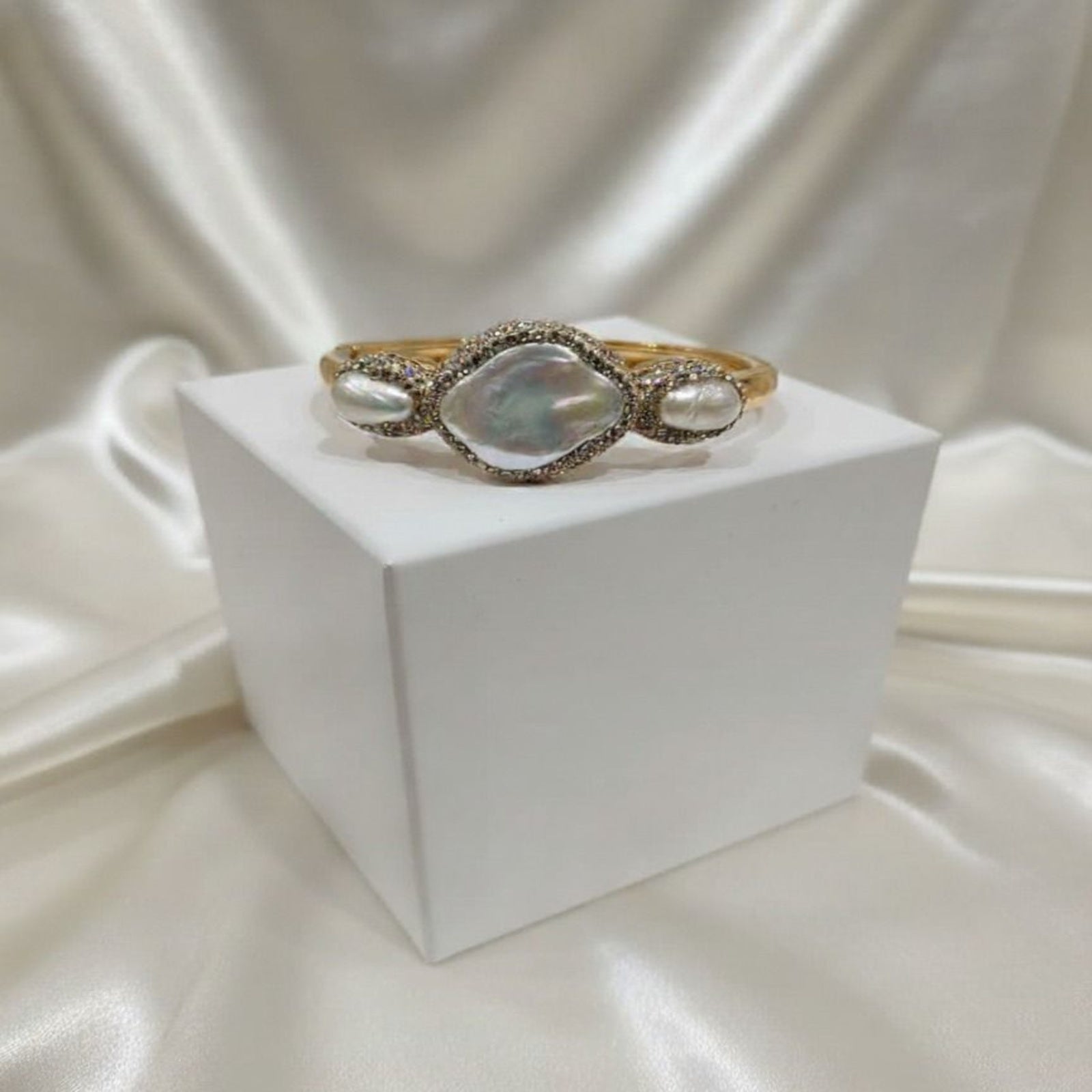 Mother of Pearl Turkish Bracelet